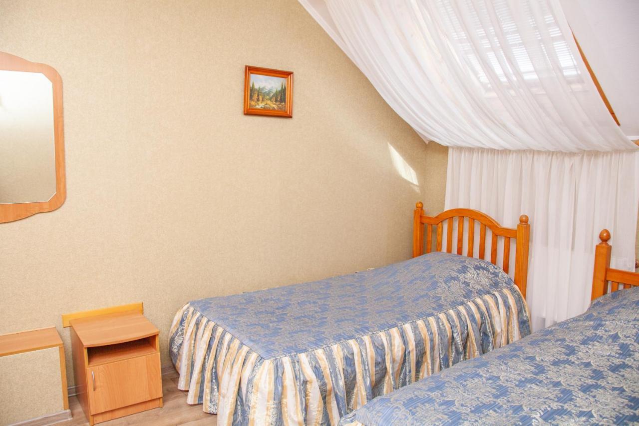 Hotel Piligrim 3 Mykolaiv Exterior photo