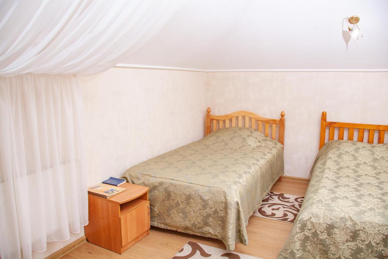 Hotel Piligrim 3 Mykolaiv Exterior photo