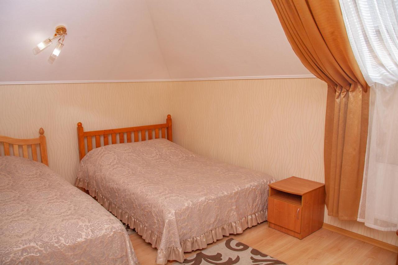 Hotel Piligrim 3 Mykolaiv Exterior photo