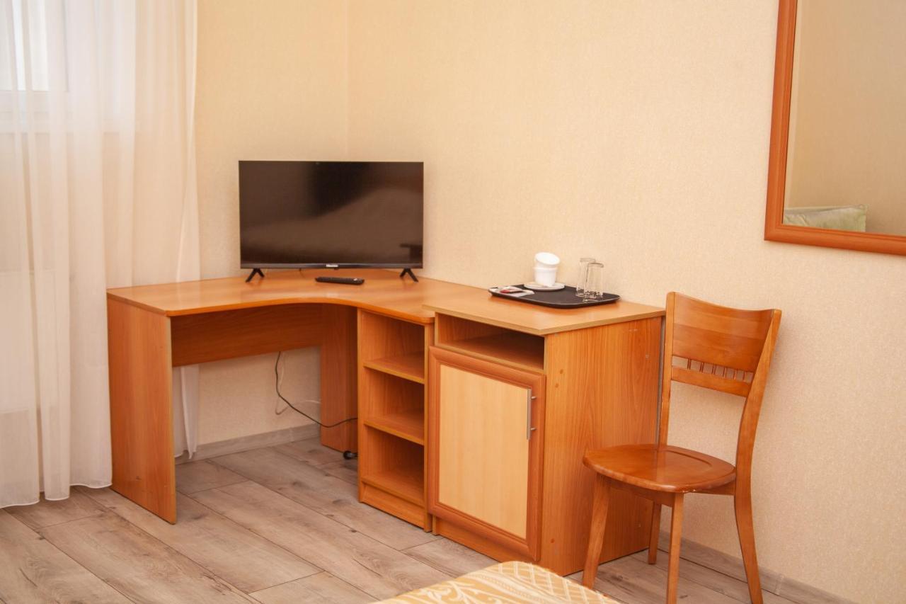 Hotel Piligrim 3 Mykolaiv Exterior photo